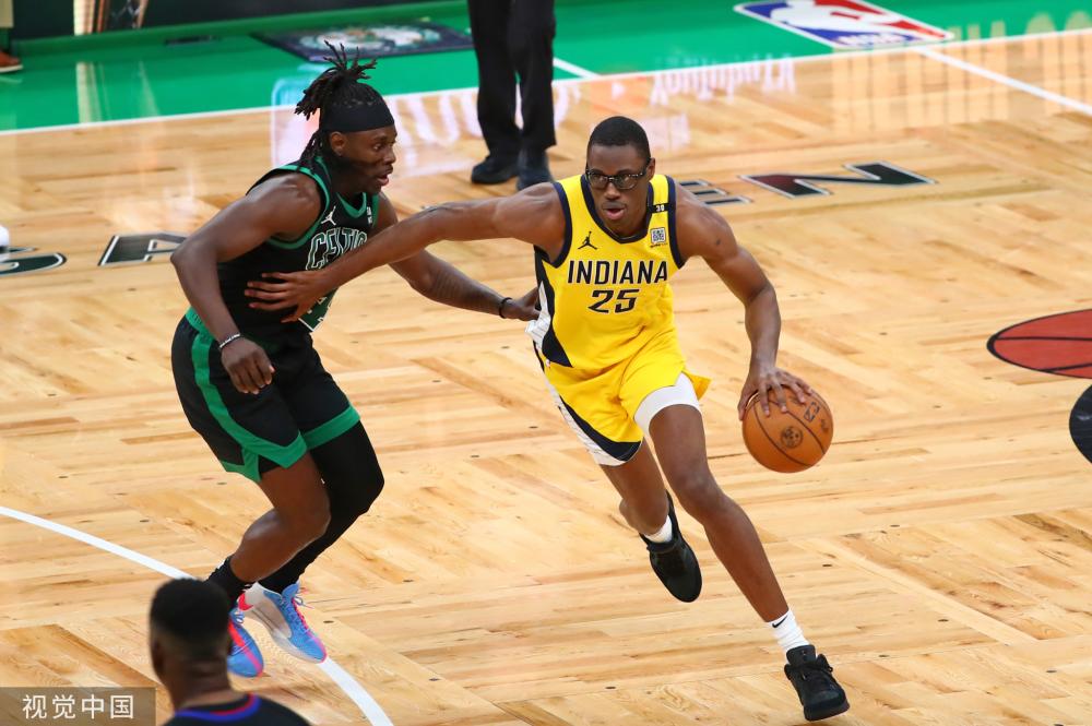 员的默契配 员的默契配